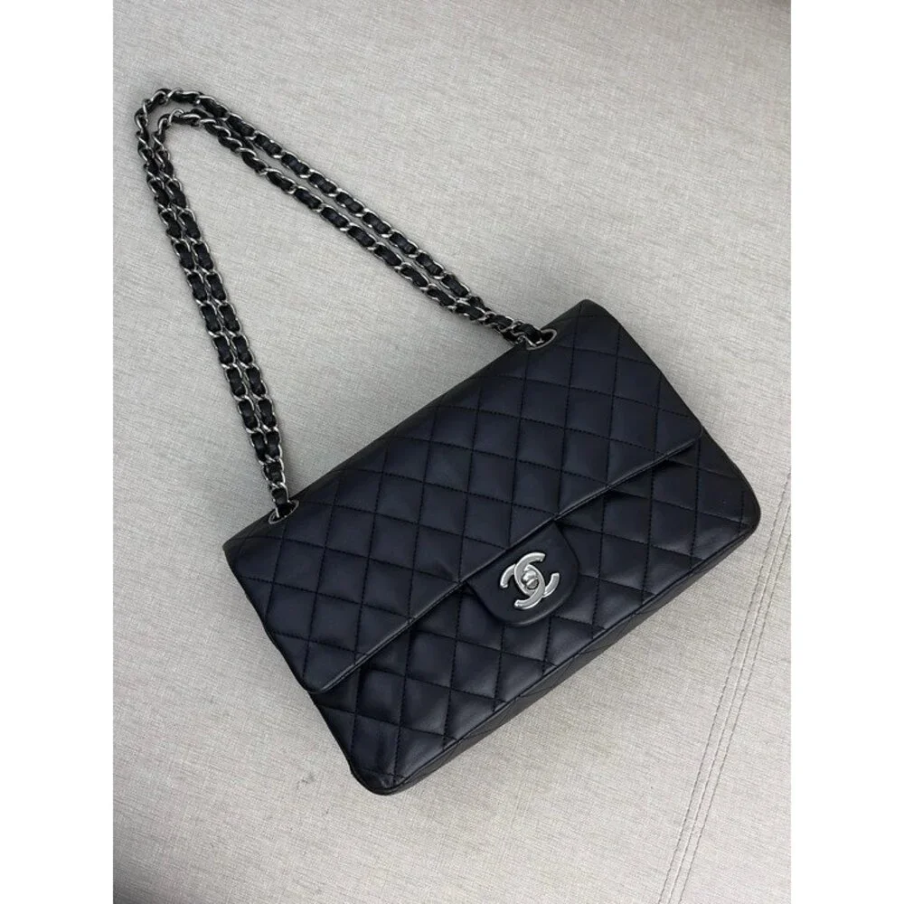 CHANEL Black Lambskin Classic Flap Medium SHW